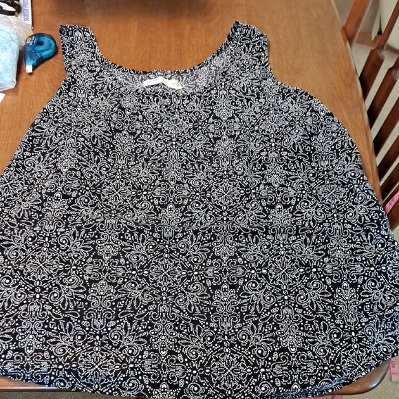Faded Glory Black and White Floral Tank Top XXL, Ptp 21"/BUNDLE ONLY - Picture 1 of 4